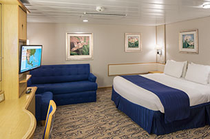 Interior: Q